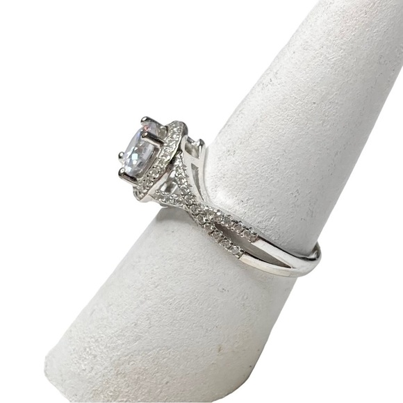 Sterling 925 Silver Round CZ & .10 Ct Diamond Accent Engagement Promise Ring 8 - Picture 10 of 13